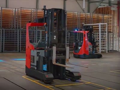 LUCID Case Study: cheese stacking thumbnail Autonomous Forklifts Stack Cheese