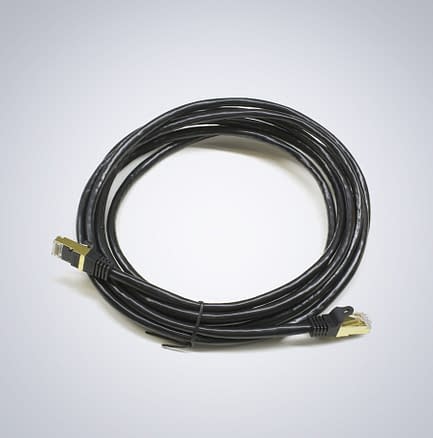 Ethernet Cat6a STP Patch­ka­bel - 2,0m, Schwarz, Rastnasenschutz