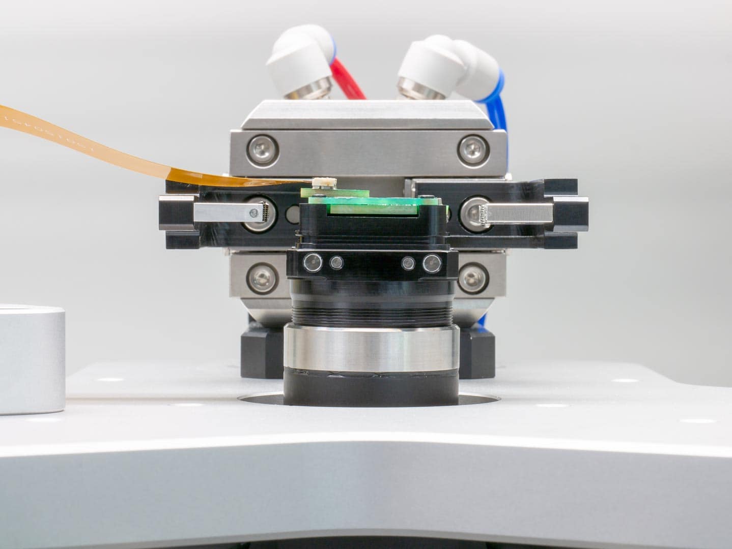 Active Sensor Alignment Machine
